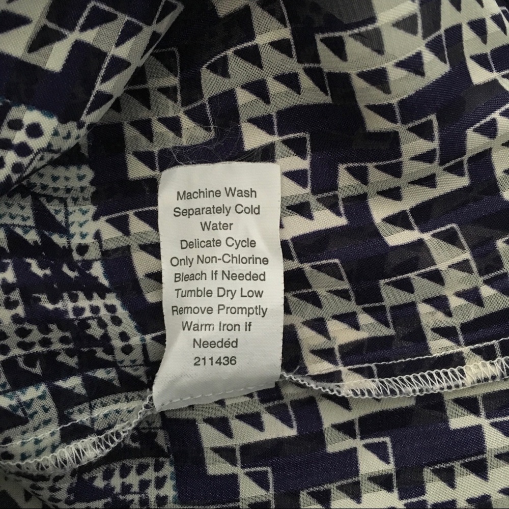 CAbi Top - Picture 5 of 5
